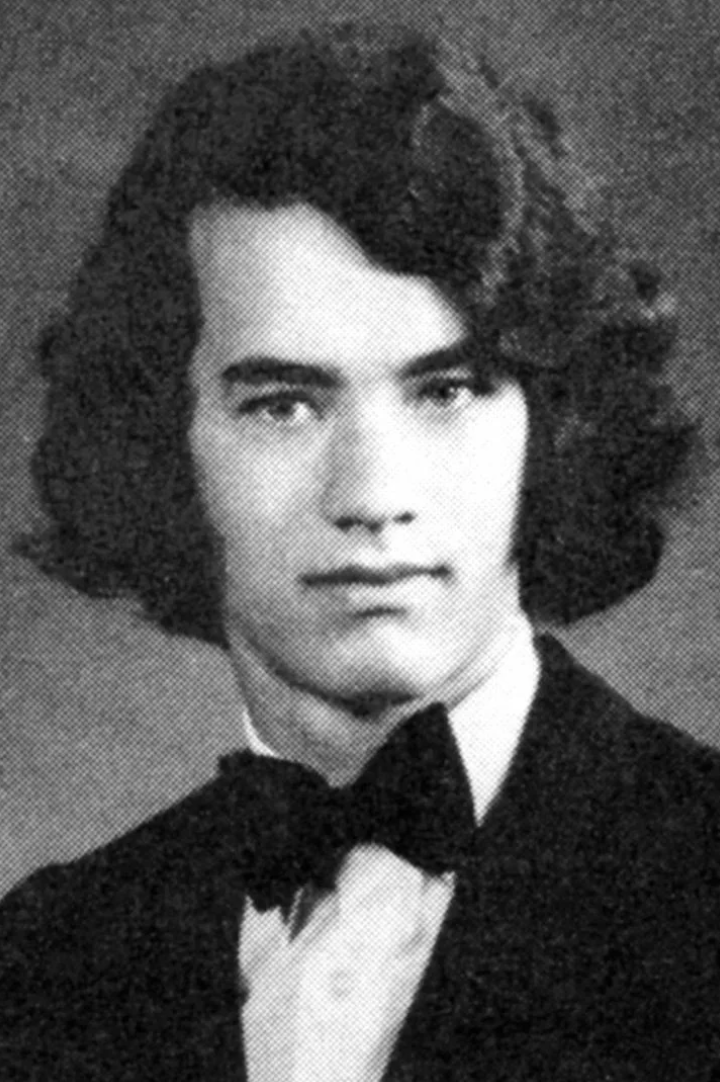 20 Surreal Celebrity Yearbook Photos